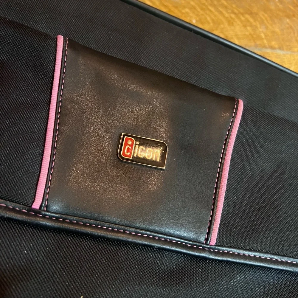 Laptop Bag; Black & Pink; c Icon Brand